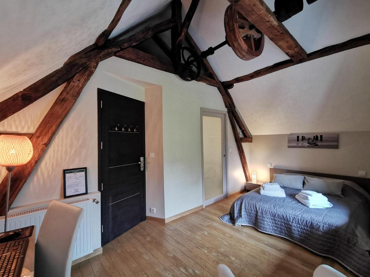 Le Petit Moulin Bed & Breakfast Faverelles ภายนอก รูปภาพ