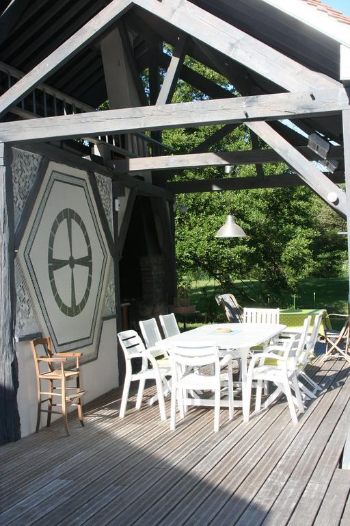 Le Petit Moulin Bed & Breakfast Faverelles ภายนอก รูปภาพ